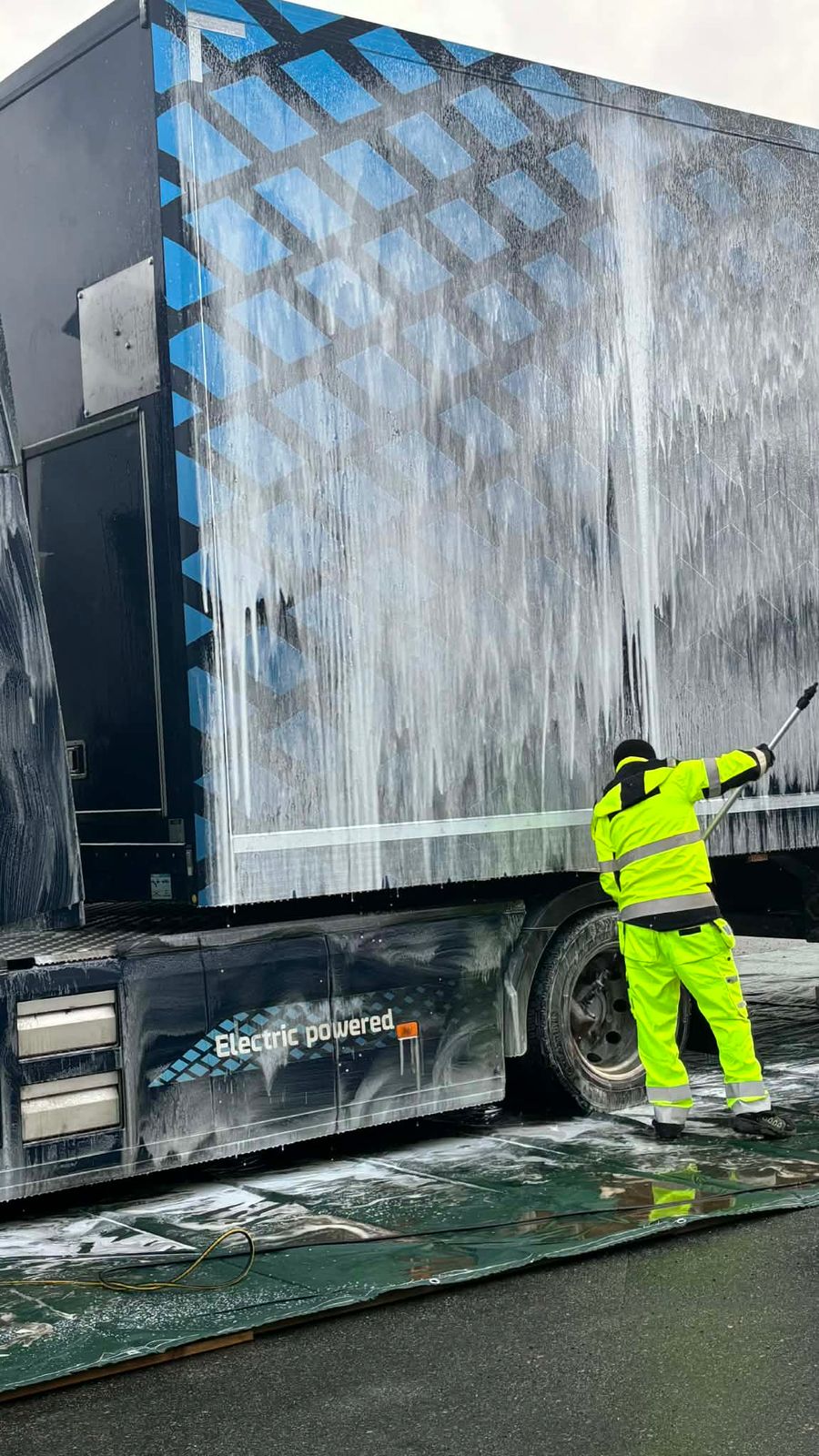 Mobil lastbilstvätt